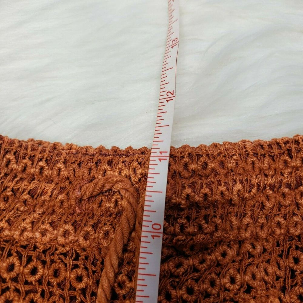 ABERCROMBIE & FITCH Rust Crochet High Rise Shorts - Picture 9 of 9